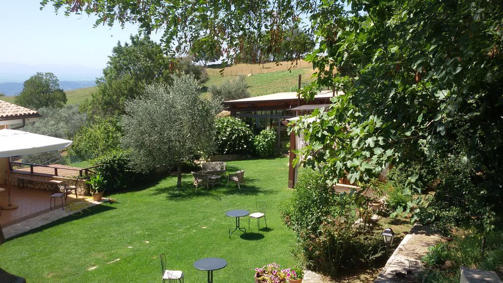 Готель Agriturismo Le Valli Acuto Екстер'єр фото